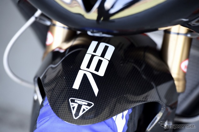 Moto2プロトタイプマシンに試乗(ライダー:佐川健太郎)