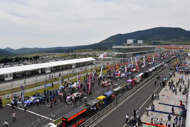 2017年SUPER GT オートポリス戦の模様(当時は5月開催)。