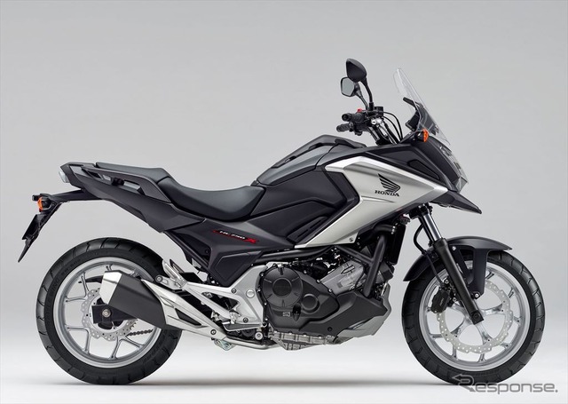ホンダ NC750X(マットガンパウダーブラックメタリック)