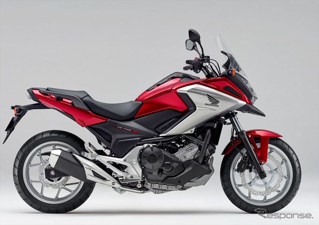 ホンダ NC750X<ABS> Eパッケージ(キャンディークロモスフィアレッド)