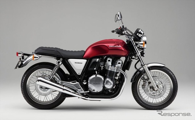 ホンダ CB1100 EX（キャンディークロモスフィアレッド）