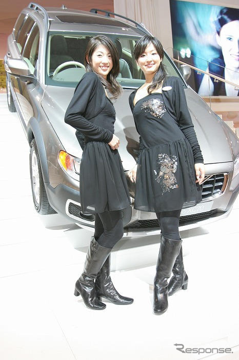 【東京モーターショー07】コンパニオン写真蔵…ボルボ その2