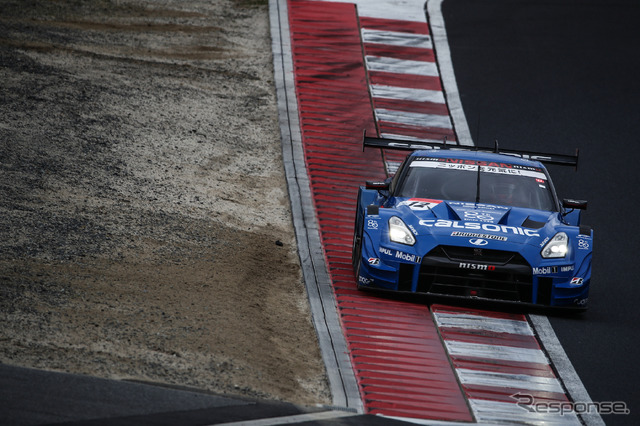 GT500クラス2日目午後のトップタイムをマークした#12 GT-R（総合3位）。