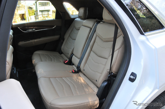 キャデラック XT5クロスオーバー