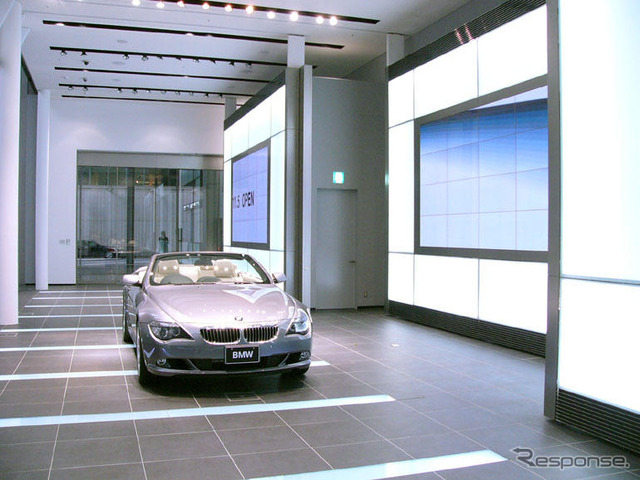 BMWジャパン、東京八重洲にコーポレートショーケースをオープン