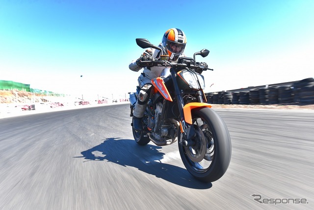 KTM 790DUKE