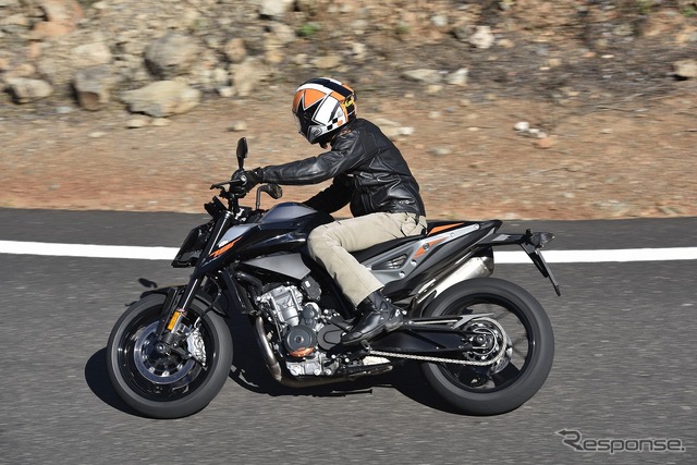 KTM 790DUKE