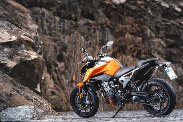 KTM 790DUKE