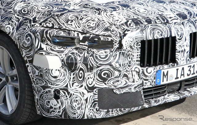 BMW M760i xDrive スクープ写真