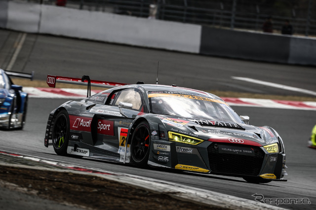 GT300クラス2位タイムの#21 アウディ。