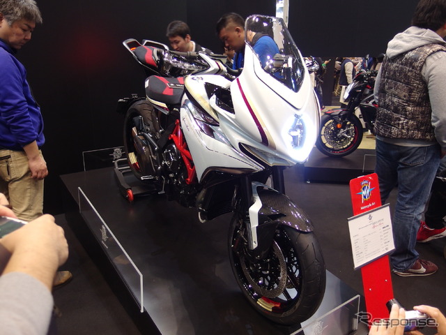 MVアグスタ・トゥーリスモ・ヴェローチェ800ベレッツァ・アッソルータ(東京モーターサイクルショー2018)
