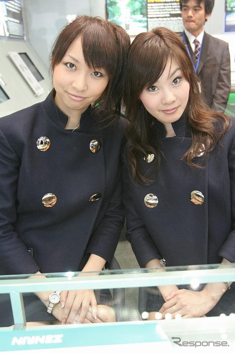 【東京モーターショー07】コンパニオン写真蔵…ゼンリン