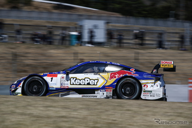 GT500クラス2日目の3位タイム、#1 LC500。