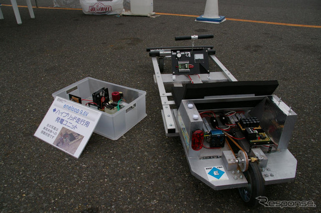 単三電池で人間の乗り物が動く!…日本EVフェスティバル