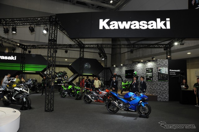 カワサキ Ninja H2 SX SE（東京モーターサイクルショー2018）