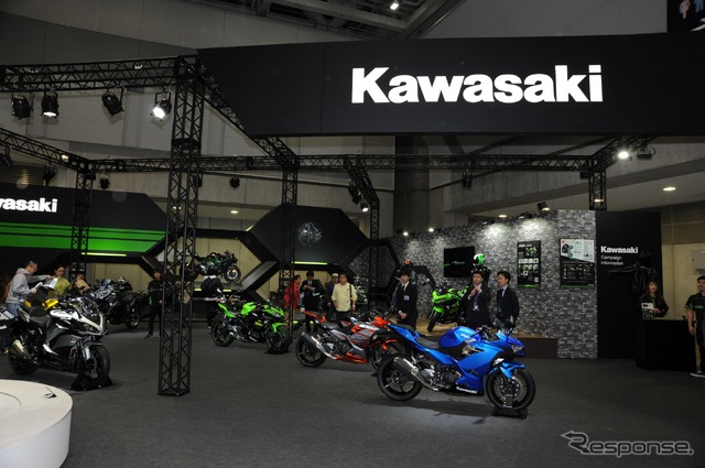 カワサキ Ninja H2 SX SE(東京モーターサイクルショー2018)