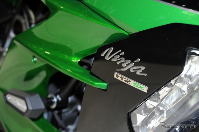 カワサキ Ninja H2 SX SE(東京モーターサイクルショー2018)