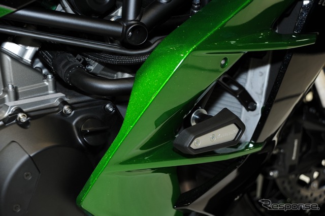 カワサキ Ninja H2 SX SE(東京モーターサイクルショー2018)