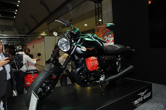 モトグッツィ V7 IIIカーボン(東京モーターサイクルショー2018)