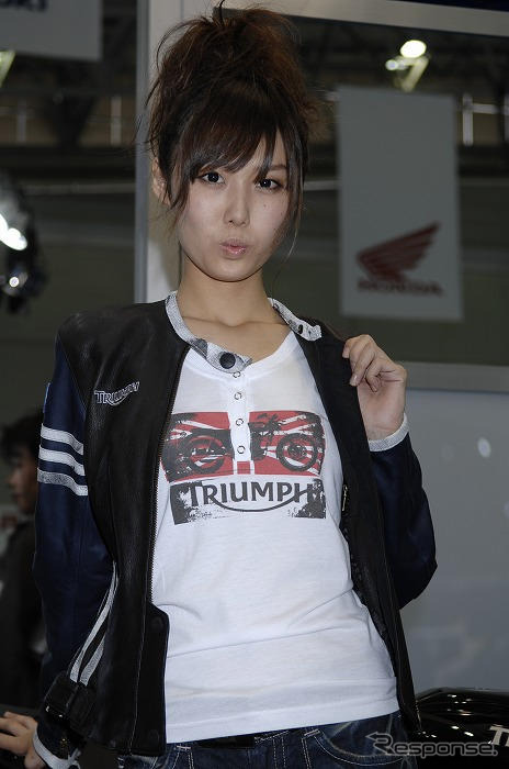 【東京モーターショー07】コンパニオン写真蔵…トライアンフ