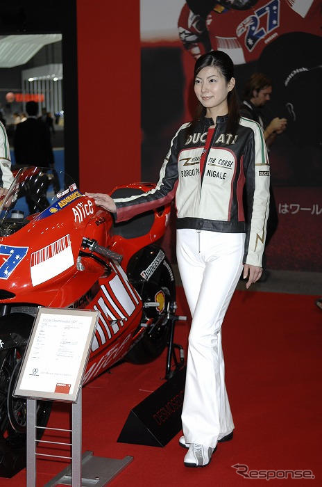 【東京モーターショー07】コンパニオン写真蔵…ドゥカティ
