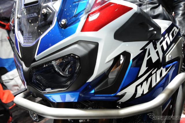 ホンダCRF1000Lアフリカツイン・アドべンチャースポーツ(東京モーターサイクルショー2018)