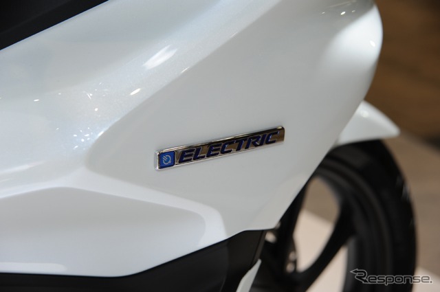 ホンダ PCXエレクトリック(東京モーターサイクルショー2018)
