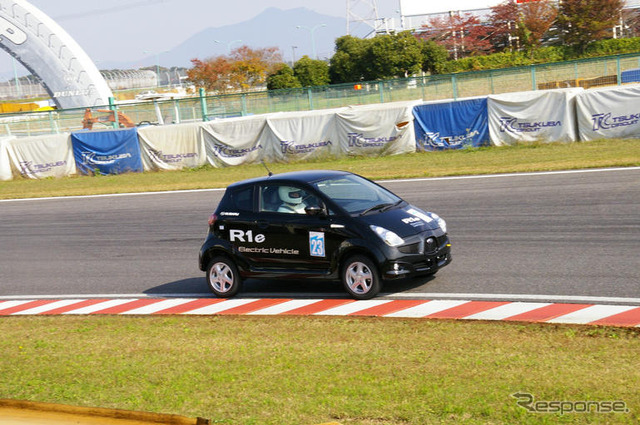 【写真蔵】手作り電気自動車で耐久レース…日本EVフェスティバル