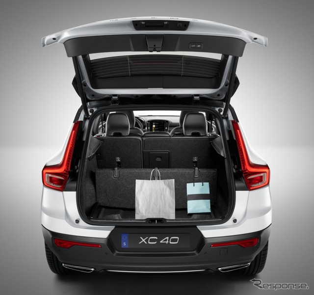 ボルボXC40(海外仕様)