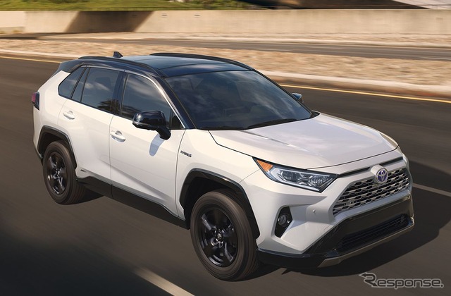 トヨタRAV4ハイブリッド新型