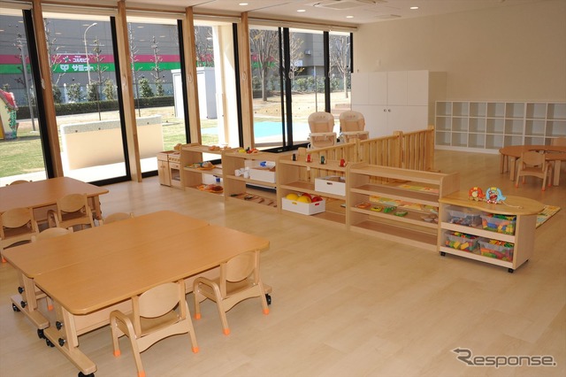 ホンダ 和光ビルの敷地内に設置された託児所「わいわいがーでん」(30日・埼玉県和光市)