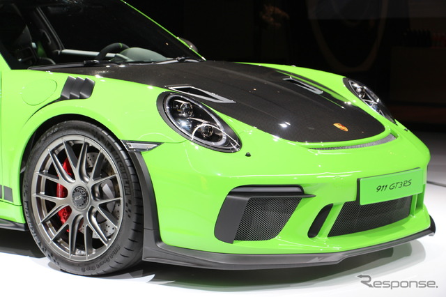 ポルシェ911GT3 RS改良新型のヴァイザッハ・パッケージ(ニューヨークモーターショー2018)