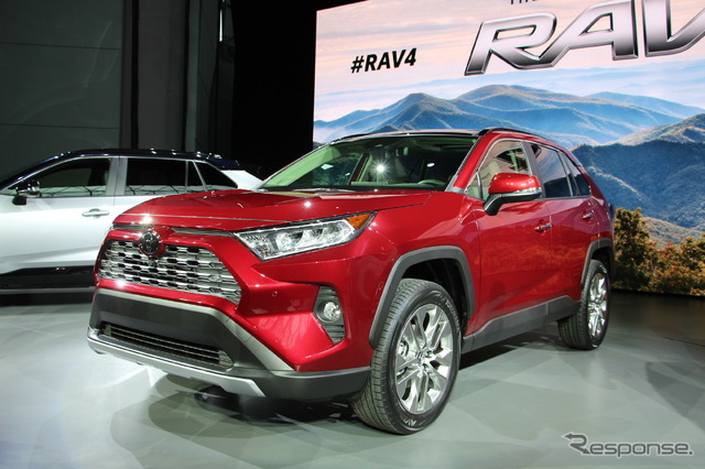 トヨタRAV4新型(ニューヨークモーターショー2018)