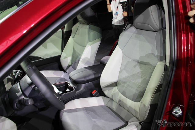 トヨタRAV4新型(ニューヨークモーターショー2018)
