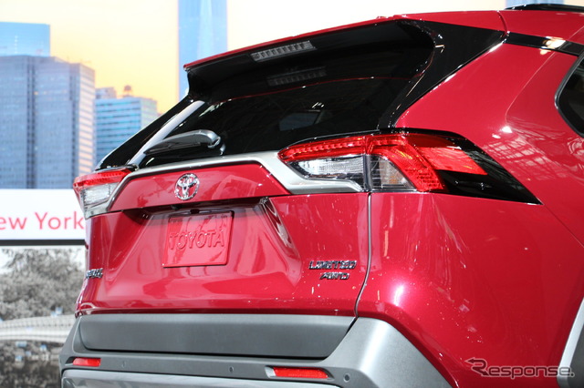 トヨタRAV4新型(ニューヨークモーターショー2018)