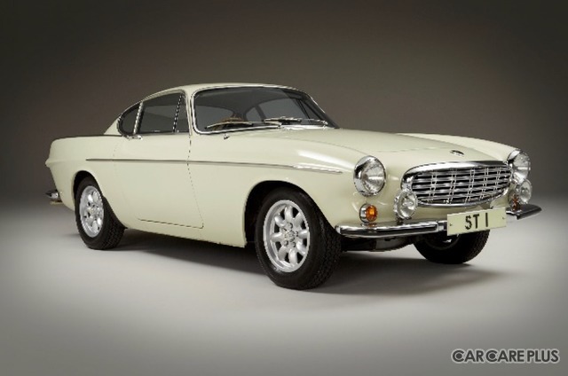 あの名優も愛した 北欧が誇る伝説の名車ボルボ「P1800E」の雄姿