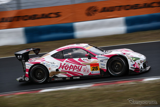 GT300クラス予選5位の#25 HOPPY 86 MC。