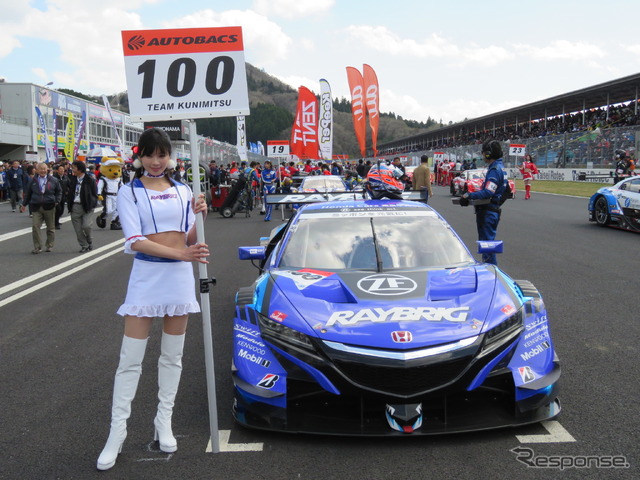決勝2位の#100 NSX。