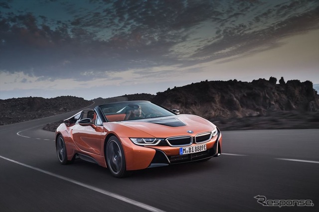 BMW i8ロードスター