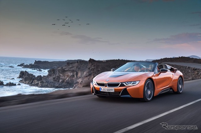 BMW i8ロードスター