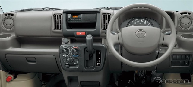 日産 NV100クリッパー DXハイルーフ（2WD/5AGS）