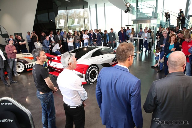 アウディ e-tron ビジョン グランツーリスモの実車