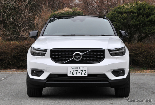 ボルボ XC40