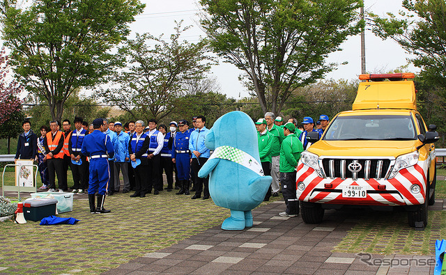 自動車用品小売業協会(APARA)は、タイヤ安全点検啓発イベント(4月11日、千葉・幕張パーキングエリア)