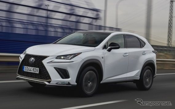 レクサスNX300h の2018年モデル