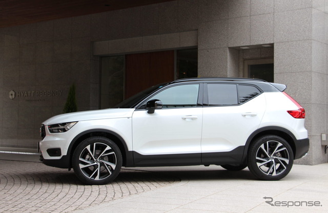 ボルボ XC40