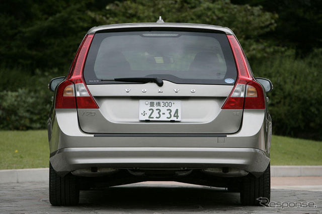 【ボルボ V70 新型登場】よりプレミアムに、エモーショナルに
