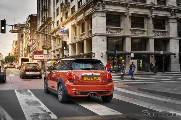 改良新型 MINI ハッチバック