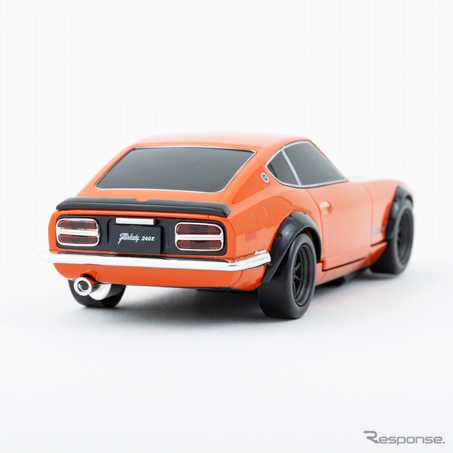 自動車型モバイルバッテリー 日産フェアレディ 240Z