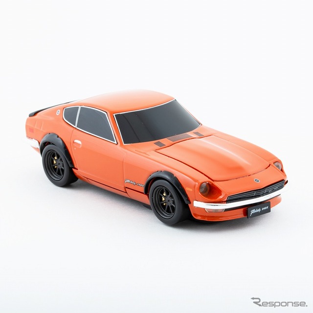 自動車型モバイルバッテリー 日産フェアレディ 240Z
